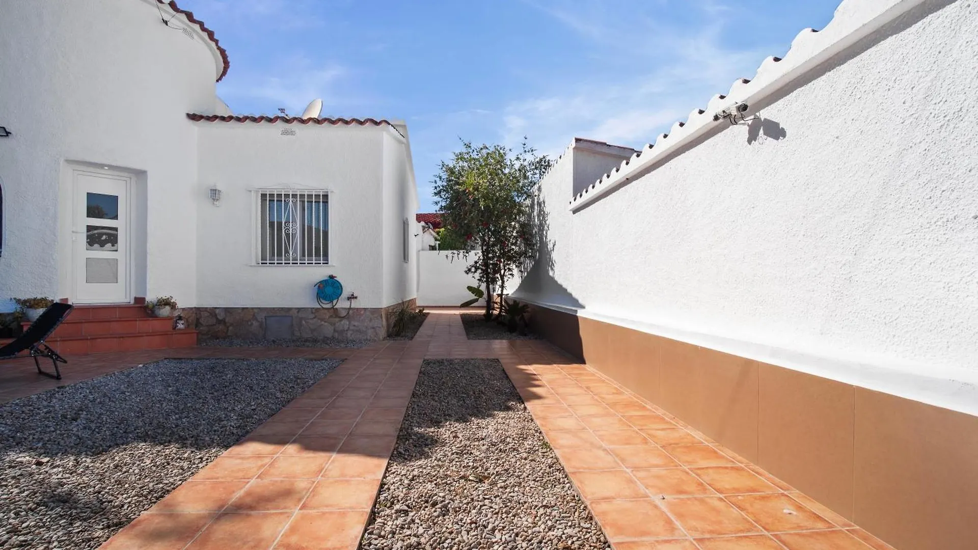 Villa Encanto Con Piscina Empuriabrava